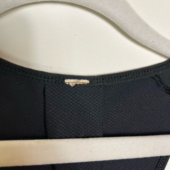 Lululemon Love Pleated Tank Top Black ~10 Racerback Relaxed Fit Yoga Loungewear - Picture 5 of 12